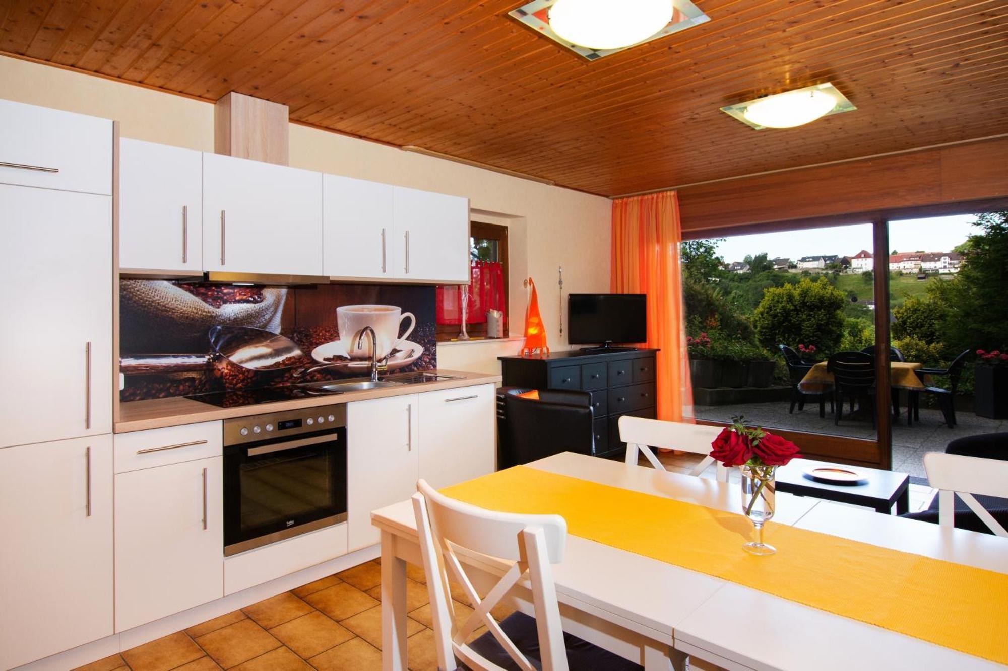 Ferienwohnung "Kirchblick" Im Ferienhaus Blumenhain Bad Wünnenberg Exteriér fotografie